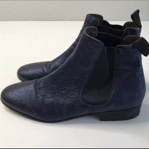 MUST GO! Boemos navy blue leather metallic ankle Chelsea boot 39